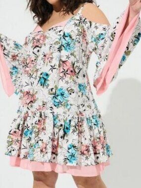 Torrid x Betsey Johnson Skull Cold Shoulder Challis Dress size 00 (size large)